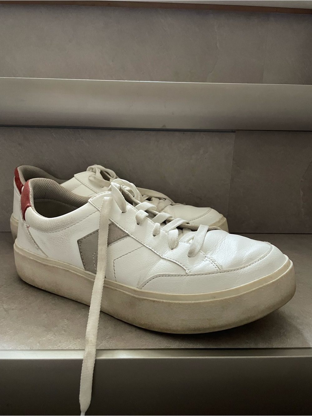 Dr. Scholl's Madison Low-Top Sneakers in White